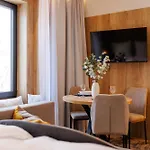 Harmony Land Vip Z Sauna I Jacuzzi By Royal Aparts Lägenhet *
