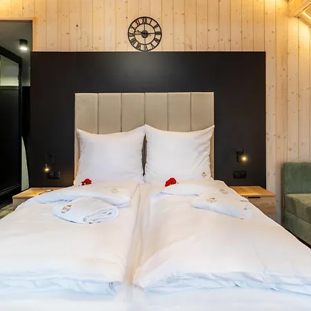 Harmony Land Vip Z Sauna I Jacuzzi By Royal Aparts * شكلارسكا بوريبا