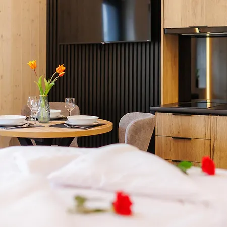 Harmony Land Vip Z Sauna I Jacuzzi By Royal Aparts شكلارسكا بوريبا